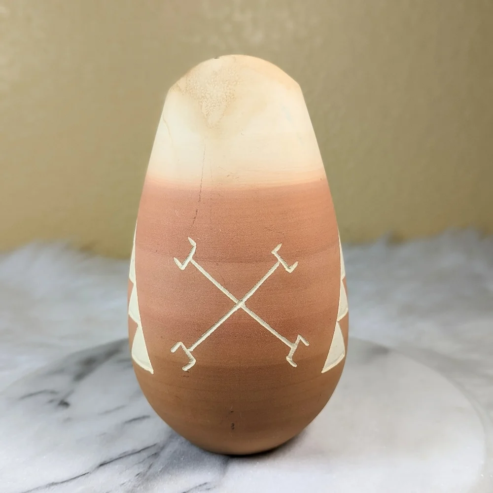 Native American Signed Vase With Aztec Design Vintage - Picture 4 of 9